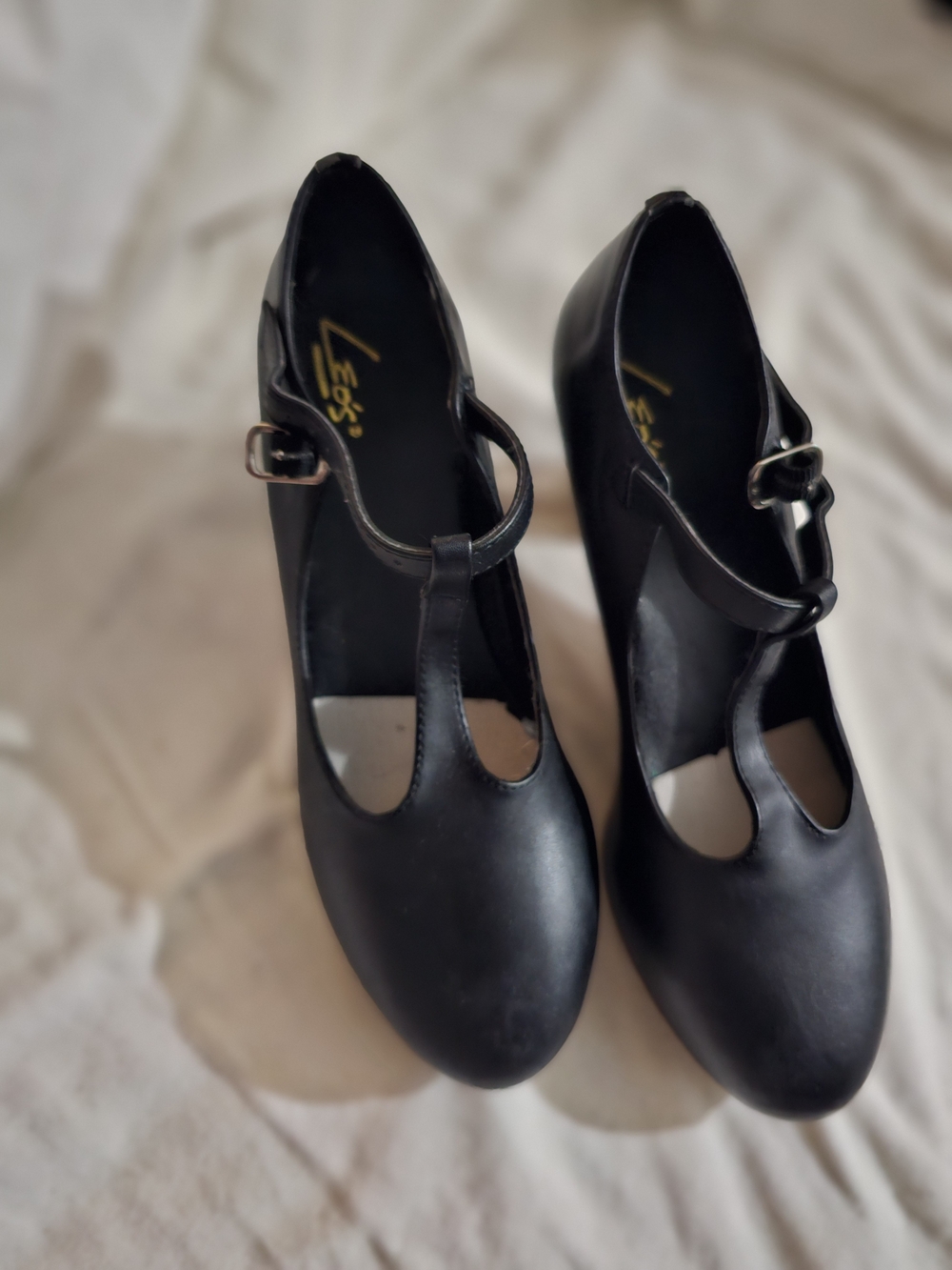 Black T-Strap Mary Jane Pumps - Leos Size 6